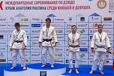 У представителей полуострова – две медали на международных юношеских соревнованиях по дзюдо в Санкт-Петербурге