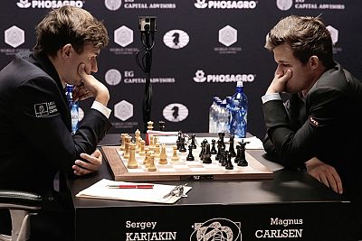Девятая партия матча Карякин – Карлсен продолжалась пять с половиной часов