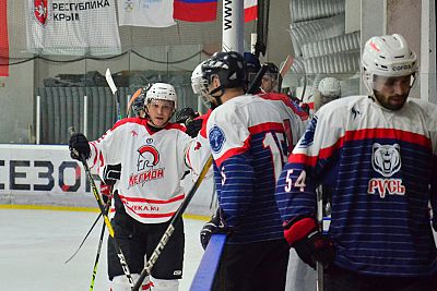 Стартовала заявочная кампании в Ночной хоккейной лиге в Крыму и Севастополе сезона-2022/23