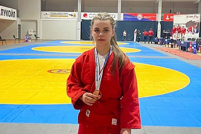 Керчанка Кристина Варламова – бронзовый призер первенства России по самбо среди юниорок до 24 лет