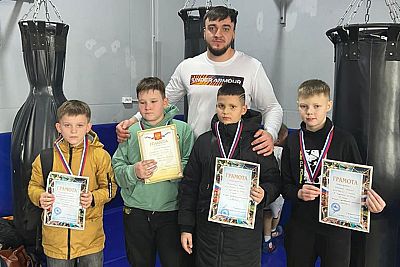 Юные евпаторийские боксеры отличились на турнире в Краснодаре