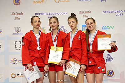 Керчанка Алена Белоусова выиграла первенство России по самбо среди юниорок до 20 лет