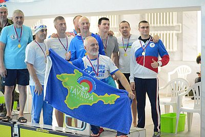 Крымские пловцы-ветераны завоевали шесть медалей на турнире в Калининграде