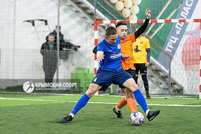 Финишировал Регулярный чемпионат Ночной Лиги Football Simf 5x5 сезона-2022/23
