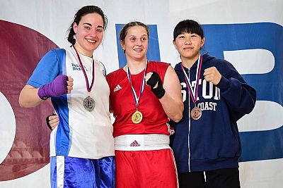 Елена Гапешина из Севастополя – победитель международного турнира по боксу в Белграде!