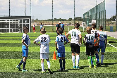 Академия футбола Крыма приглашает на просмотр юных игроков