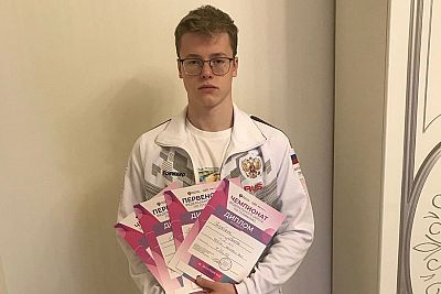 Симферопольский пловец Антон Погребняк стал победителем на двух дистанциях на чемпионате России в Казани