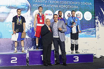 Севастополец Дмитрий Шиповский – серебряный призер международного турнира по боксу в Хабаровске