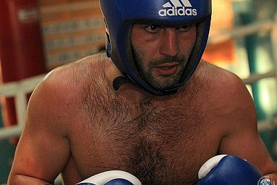 Один из лидеров сборной Севастополю по боксу получил травму руки перед стартом чемпионата России