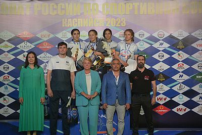 Все победители и призеры чемпионата России по женской борьбе-2023