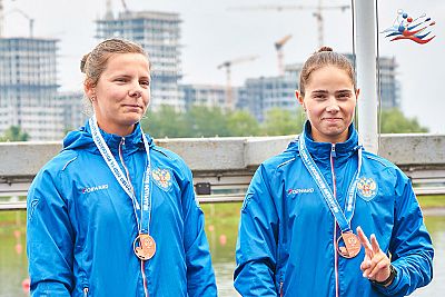 Анастасия Долгова из Севастополя завоевала три медали в чемпионате России по гребле на байдарках и каноэ