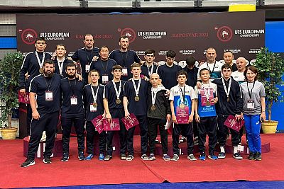Девять золотых медалей в активе российских борцов-вольников на первенстве Европы среди юношей до 16 лет в Венгрии
