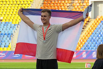 Сакчанин Сергей Харитонов – серебряный призер первенства России по легкой атлетике среди юниоров до 20 лет!