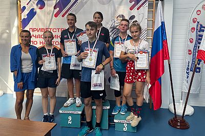 В Ялте прошли соревнования по настольному теннису "Будущее России"