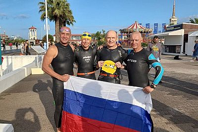 Пловцы "Тавриды Мастерс" завоевали восемь медалей на двух международных турнирах в Сочи