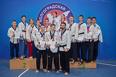 Тхэквондисты из Крыма и Севастополя отличились на окружных соревнованиях в Волгоградской области