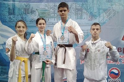У крымчан – 6 медалей на Всероссийских соревнованиях по всестилевому карате в Московской области
