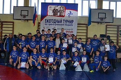 Все победители и призеры юношеского первенства Симферополя по греко-римской борьбе