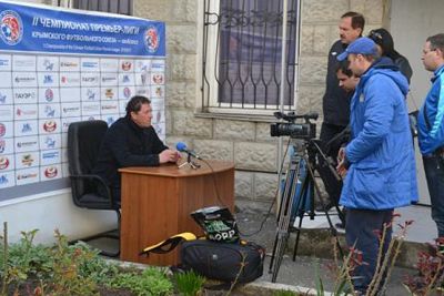 Пресс-конференцию во дворе "Локомотива" оценили в 10 тысяч рублей