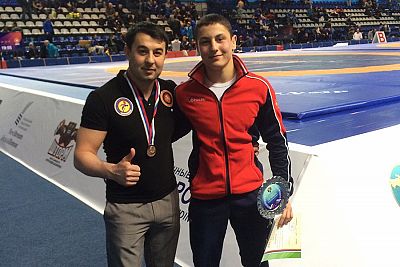 Бахчисараец Ридван Османов выиграл "бронзу" юношеского первенства России по греко-римской борьбе