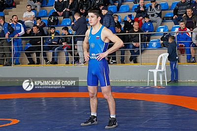 Крымские борцы-вольники завоевали две медали на первенстве России среди юниоров