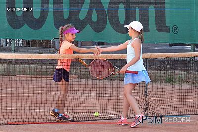 Определились победители первенства Крыма по теннису в возрасте до 10 лет