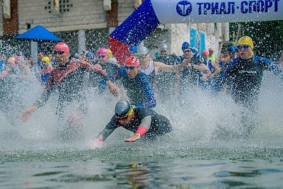 Ялтинские спортсмены успешно выступили на всероссийских соревнованиях по триатлону