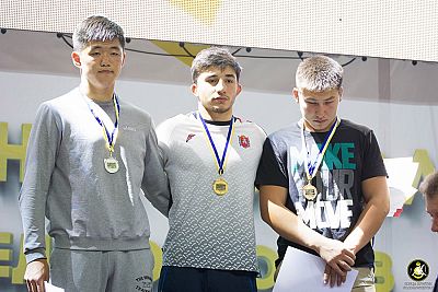 Симферопольский борец Азамат Закуев стал победителем международного турнира в Улан-Удэ