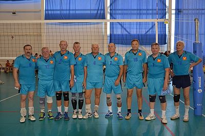 Крымские команды стали призерами первенства России по волейболу среди ветеранов