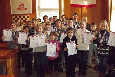 В Симферополе провели первенства Крымского федерального округа по быстрым шахматам и блицу