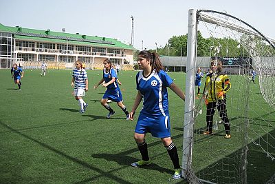 Команда из Судака захватила лидерство в футбольном первенстве Крыма среди команд девушек до 17 лет