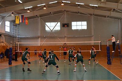 В предстоящие выходные стартует мужской чемпионат Крыма по волейболу