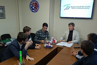 Судейский корпус готов к новому футзальному сезону в Крыму